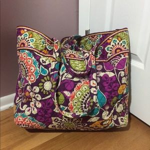 Firm NWOT Vera Bradley Tote Brand New Large